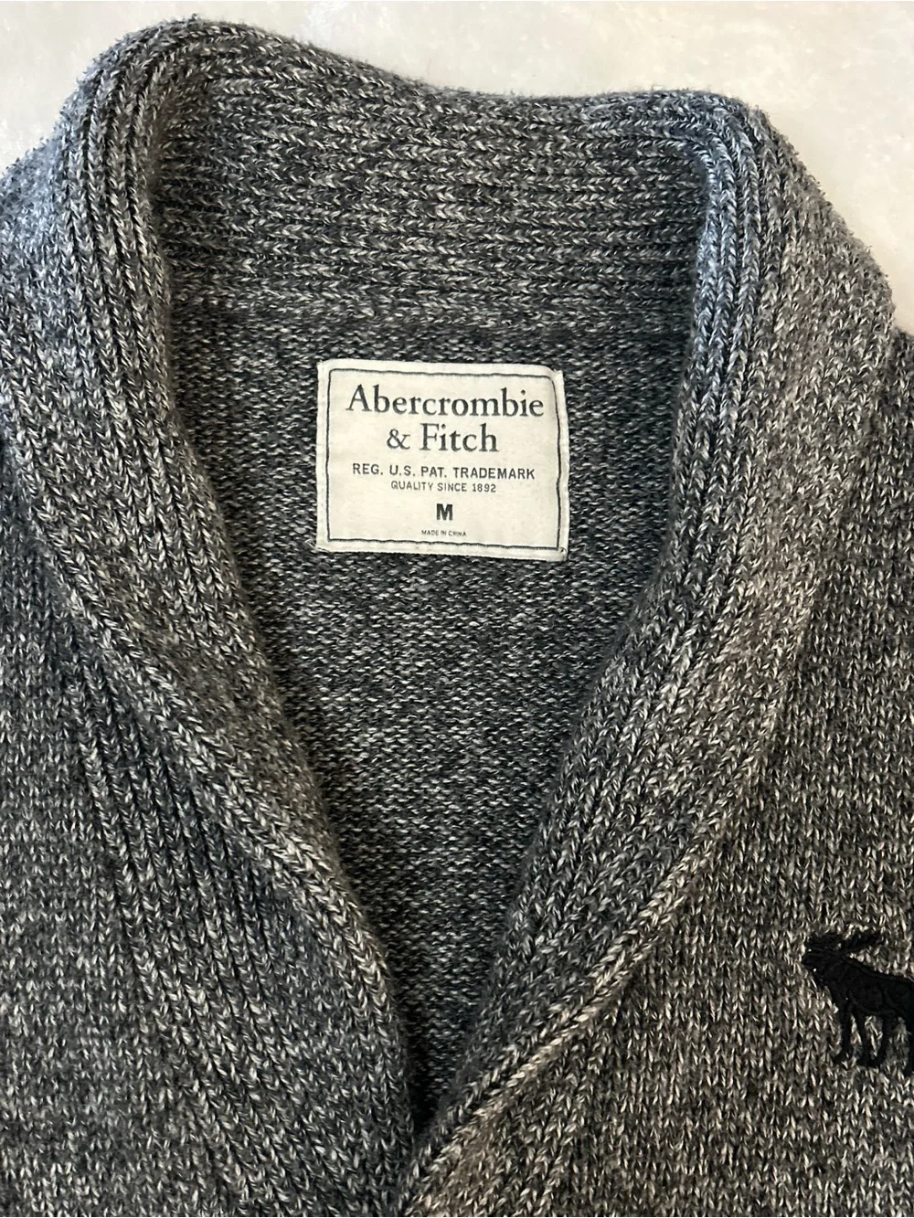 Abercrombie & Fitch Gray Shawl Collar Button Cardigan Sweater Men’s M